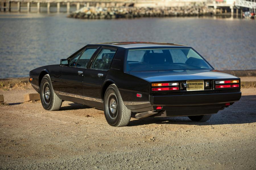 Aston Martin Lagonda 1982 года  (NA) (фото 21 из 35)